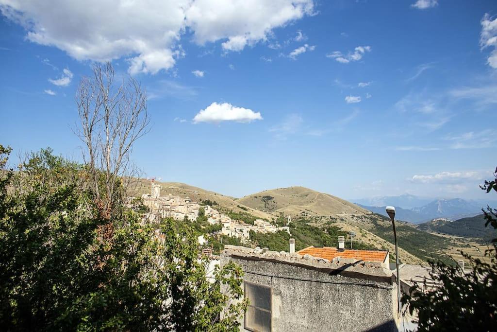 Baita Da Sogno Con Camino E Vista Sulla Montagna Apartamento Santo Stefano Di Sessanio Exterior foto